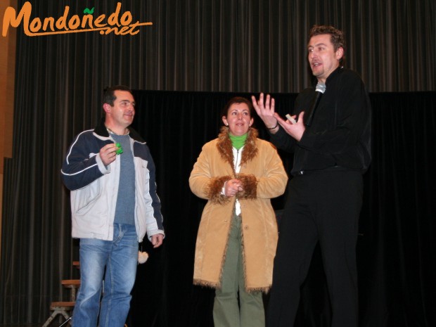 Navidad 2005-06
Espectáculo de magia con la participación del público
