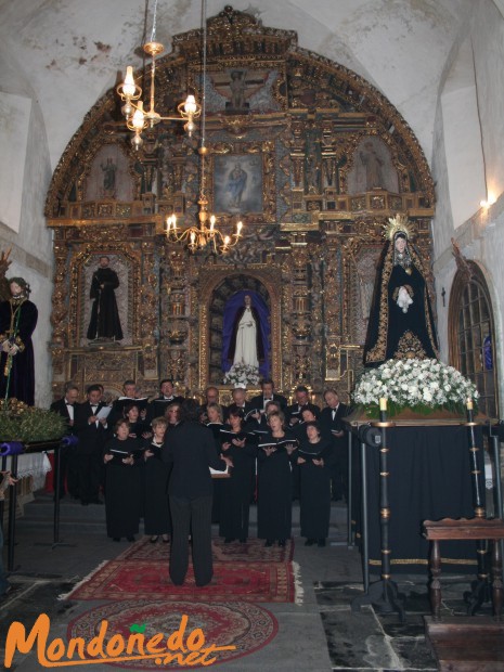 Semana Santa 2006
El Orfeón actuando en la Alcántara
