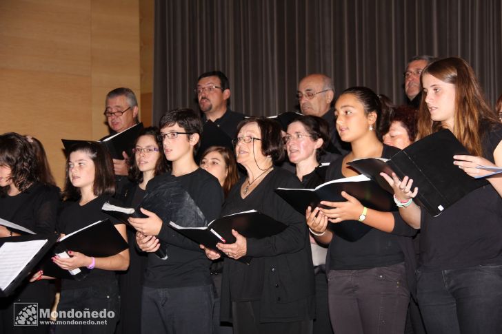 As San Lucas 2011 (15-Oct)
Actuación del Coro Mestre Pacheco
