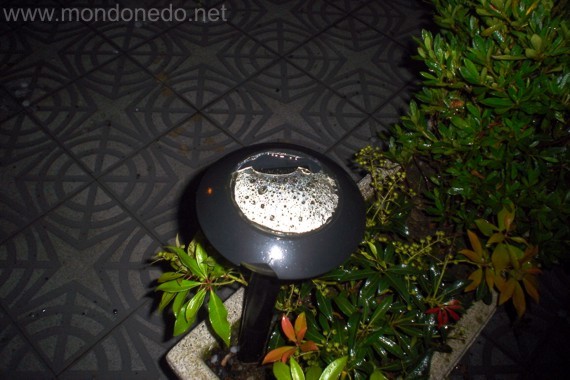 Farola perforada