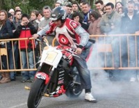 Motos