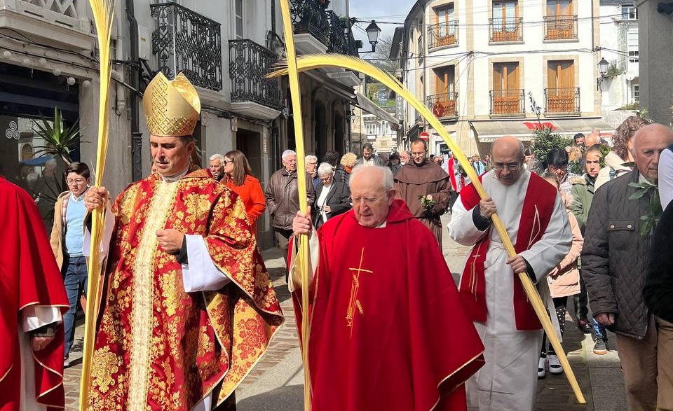 Procesión de Domingo de Ramos en Mondoñedo